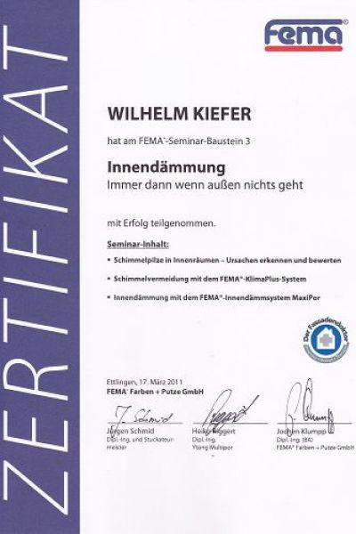 klein-ingeborg-neugebauer-zu-fassadendoktor-39B70C512-DC89-33B9-0AD6-7E58221C7DE3.jpg